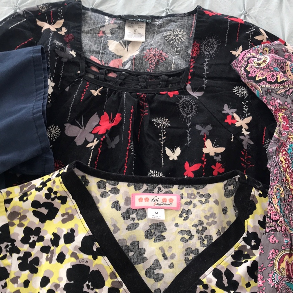 Scrub Tops - Picture 2 of 4